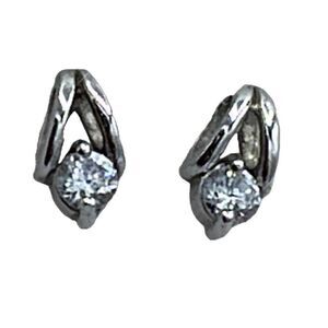Vintage Sterling silver CZ post style Thailand earrings